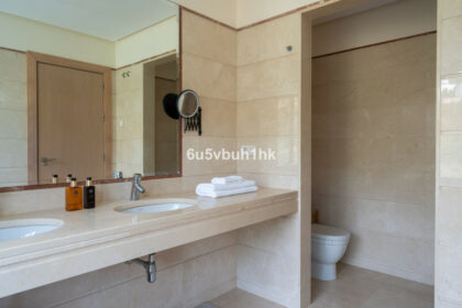 885c95a39c2cc36cca7ede3f2ee5b3a3 - 35