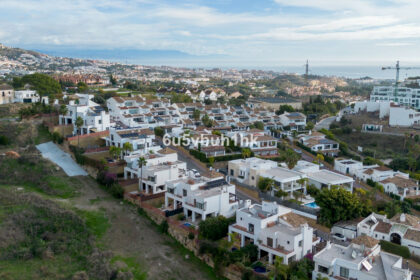 885c95a39c2cc36cca7ede3f2ee5b3a3 - 48