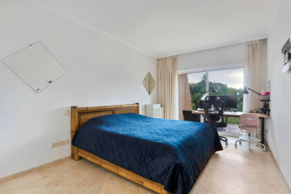 8923934e359b30c39e486f2d522c96d7 - 12