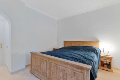 8923934e359b30c39e486f2d522c96d7 - 18