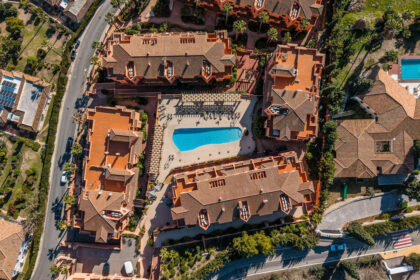 892a7ac6b57f5151d97aeb7692e56121 - 31