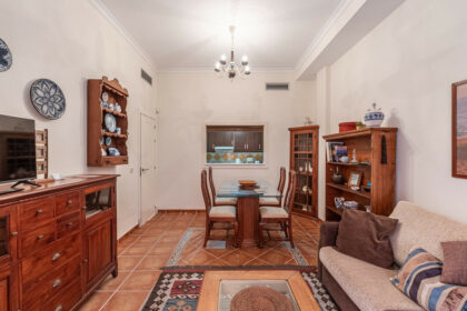 892a7ac6b57f5151d97aeb7692e56121 - 8