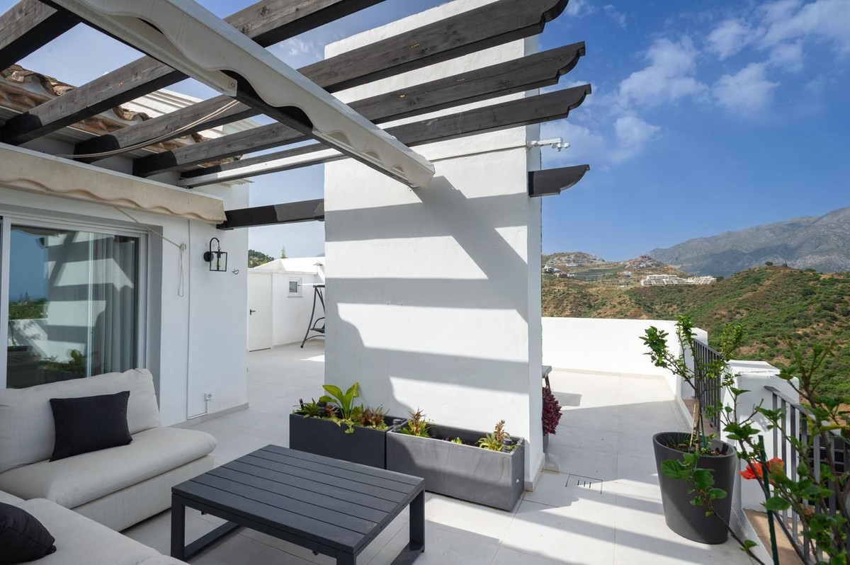 8a1e06ff2c98a3a4f3fc1a44f465a537 - 25