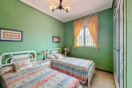 8ac91d95f151323fcc8178b3e3122fc2 - 23