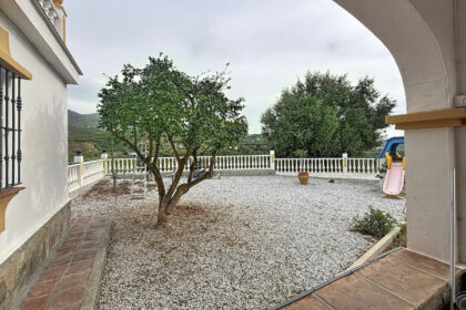 8ac91d95f151323fcc8178b3e3122fc2 - 31