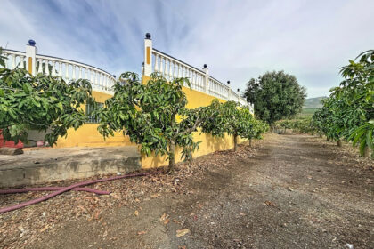 8ac91d95f151323fcc8178b3e3122fc2 - 44