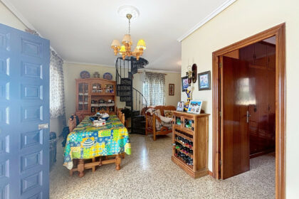 8ac91d95f151323fcc8178b3e3122fc2 - 8