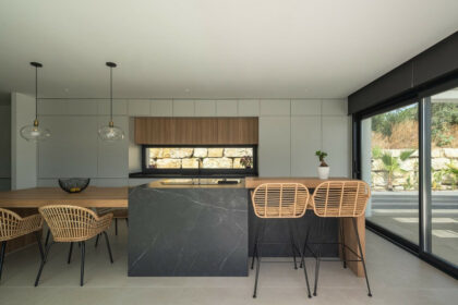 8b82d6344eb680016c28cc04c3e8c1a0 - 9