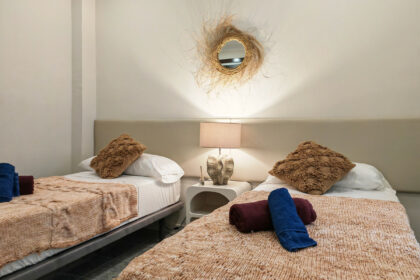 8bc7fb4ed11428af3cf4049232734301 - 10