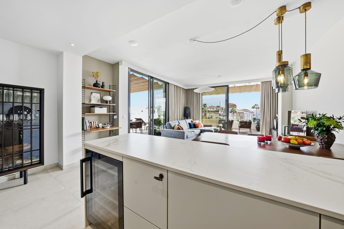 8c32dfa35f9df9a981e852e1478f457a - 19