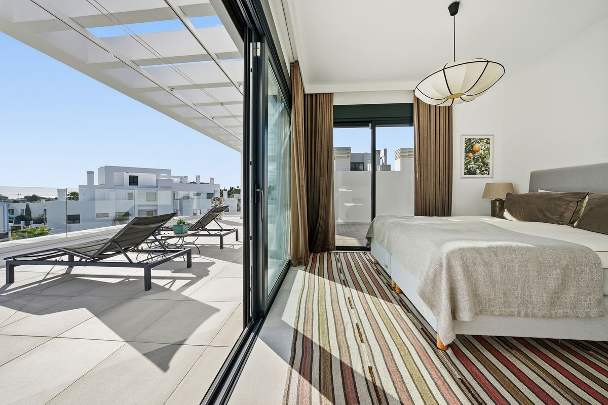 8c32dfa35f9df9a981e852e1478f457a - 27