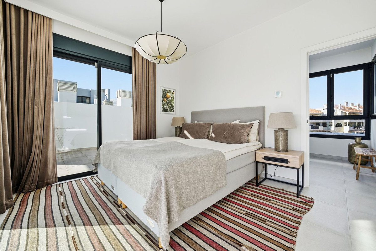 8c32dfa35f9df9a981e852e1478f457a - 3