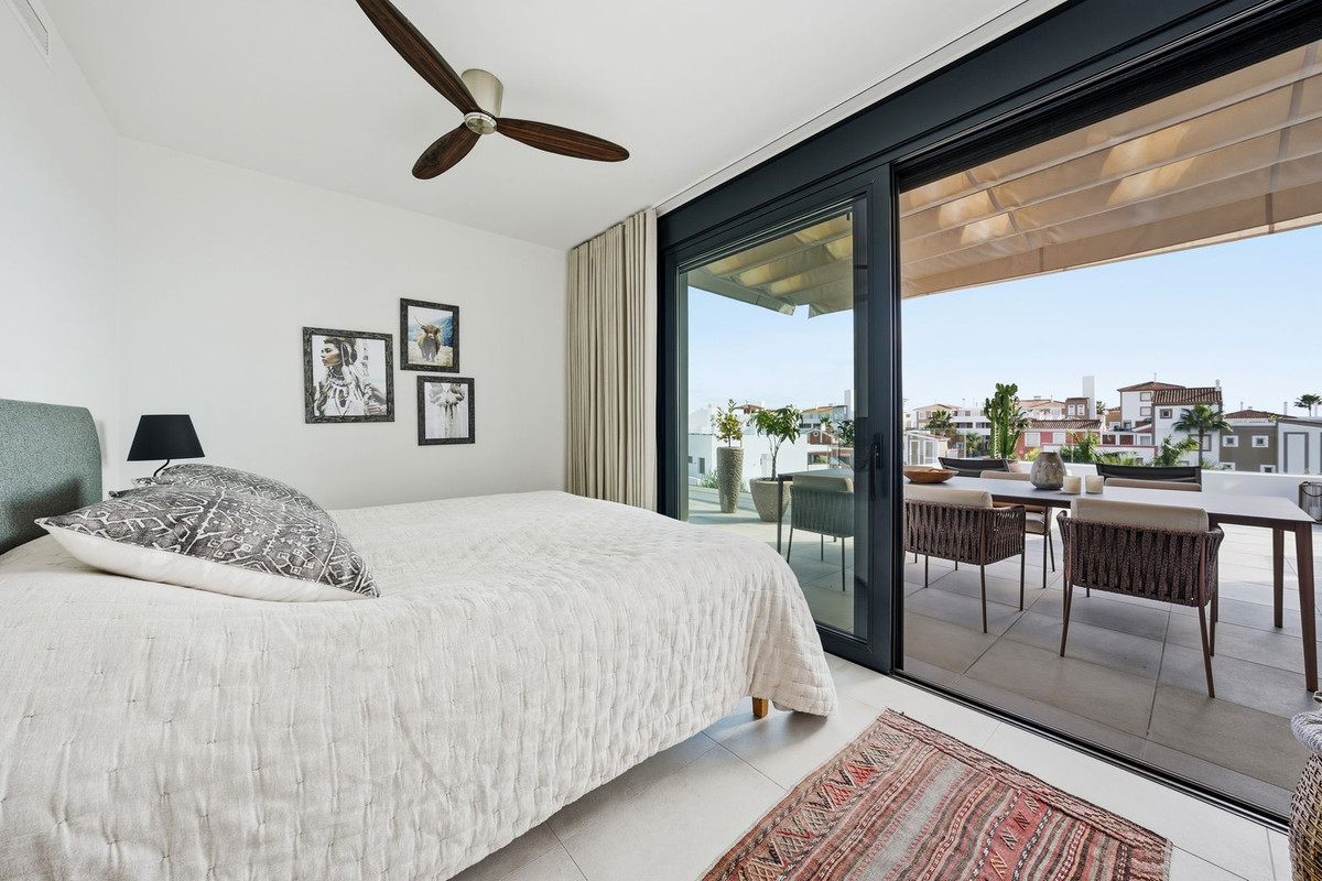 8c32dfa35f9df9a981e852e1478f457a - 30