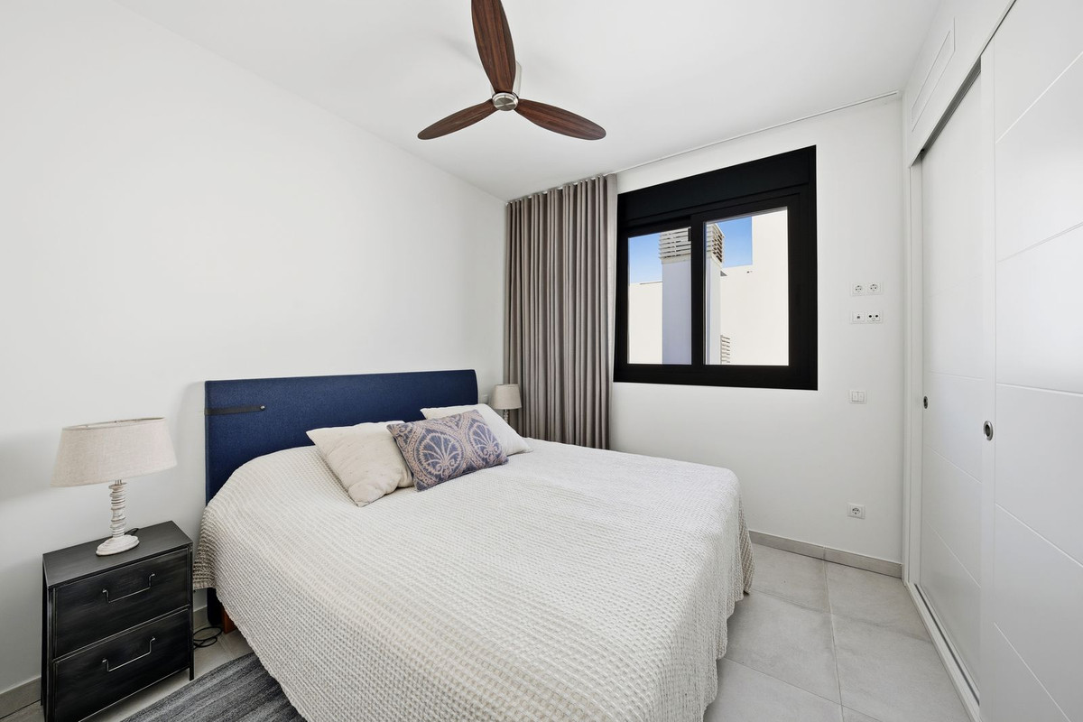 8c32dfa35f9df9a981e852e1478f457a - 31