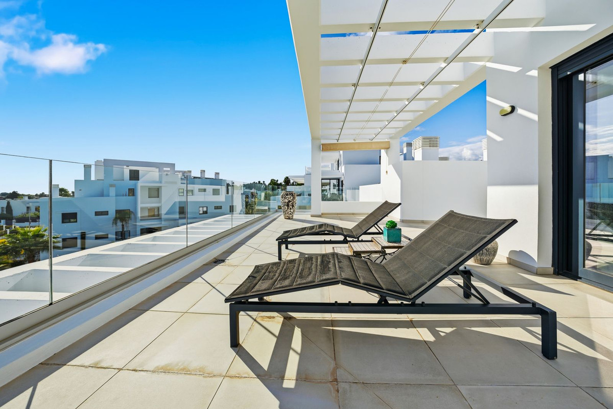 8c32dfa35f9df9a981e852e1478f457a - 35