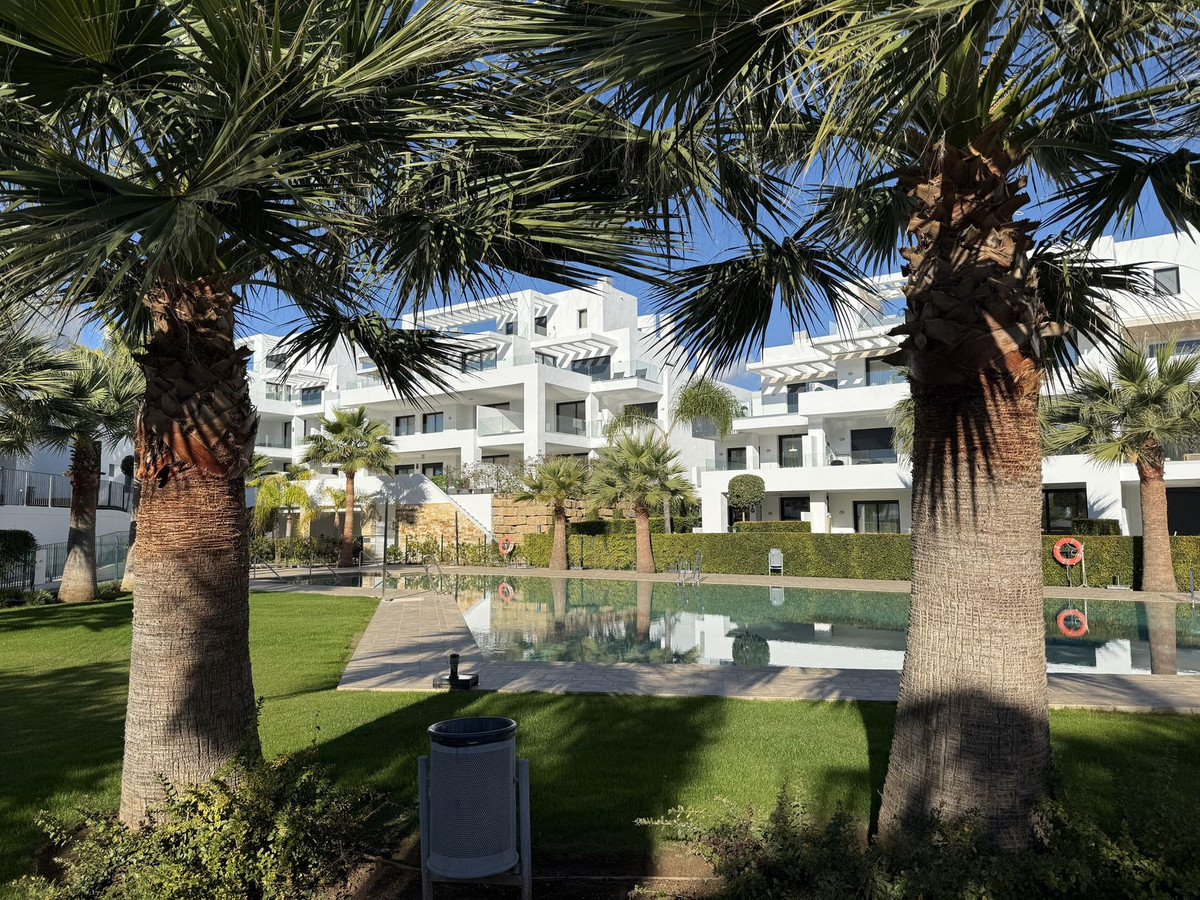 8c32dfa35f9df9a981e852e1478f457a - 38