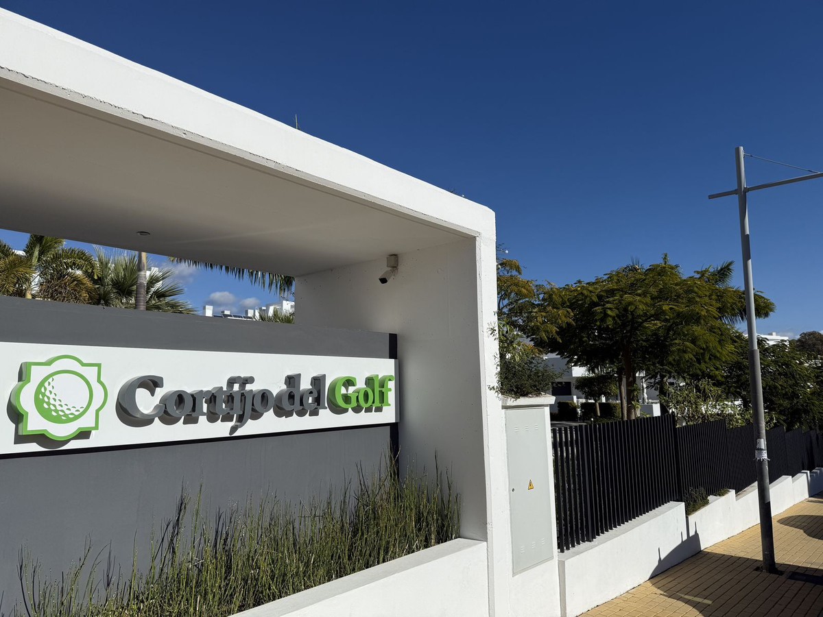 8c32dfa35f9df9a981e852e1478f457a - 46