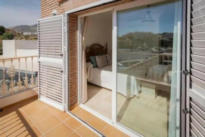 8c53f51c562a7238449c42bce3359a62 - 15