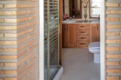 8c53f51c562a7238449c42bce3359a62 - 25