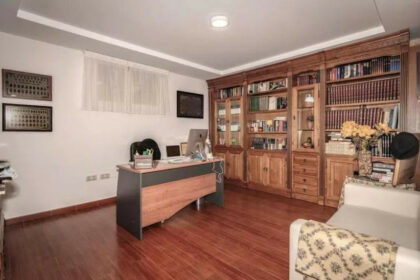 8c53f51c562a7238449c42bce3359a62 - 26