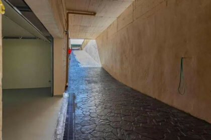 8c53f51c562a7238449c42bce3359a62 - 44