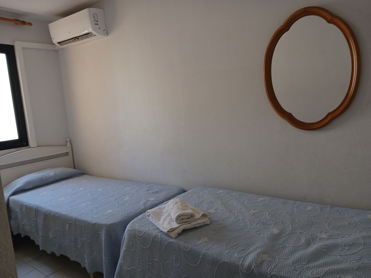 8c5771dcdc612bcd006c6df7b870be4d - 12