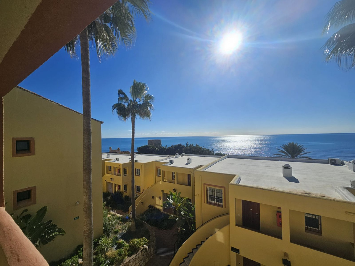 8c5771dcdc612bcd006c6df7b870be4d - 15