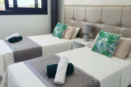 8c73d9c9fc0d43049df7d22a45bb6c9a - 33