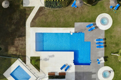 8c73d9c9fc0d43049df7d22a45bb6c9a - 42