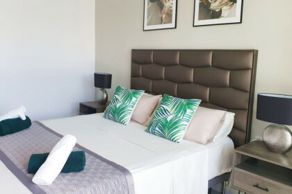 8c73d9c9fc0d43049df7d22a45bb6c9a - 44