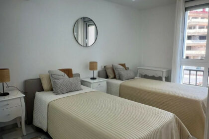 8d6f430618c09dcdb2f3145a624864ae - 13