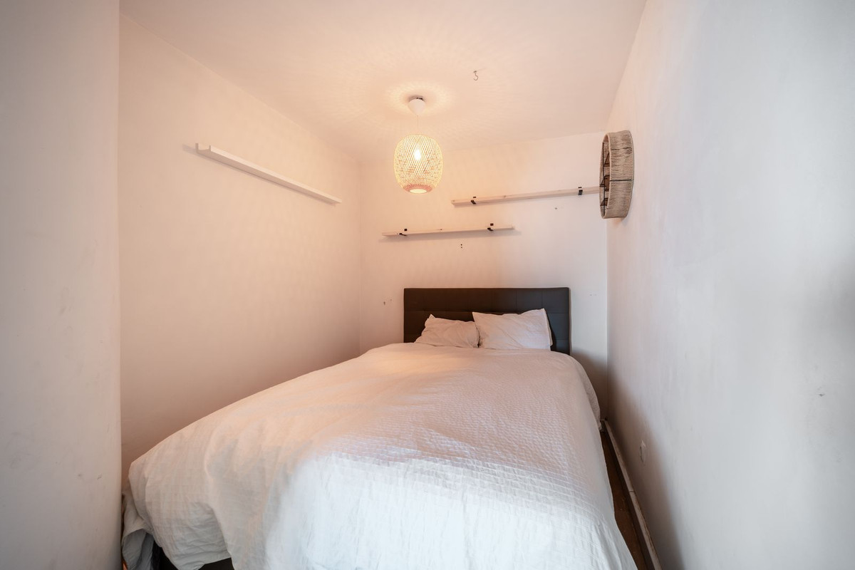 8e48557f4efaf6e15043415cd867d84b - 10