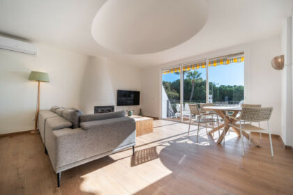 8e48557f4efaf6e15043415cd867d84b - 4