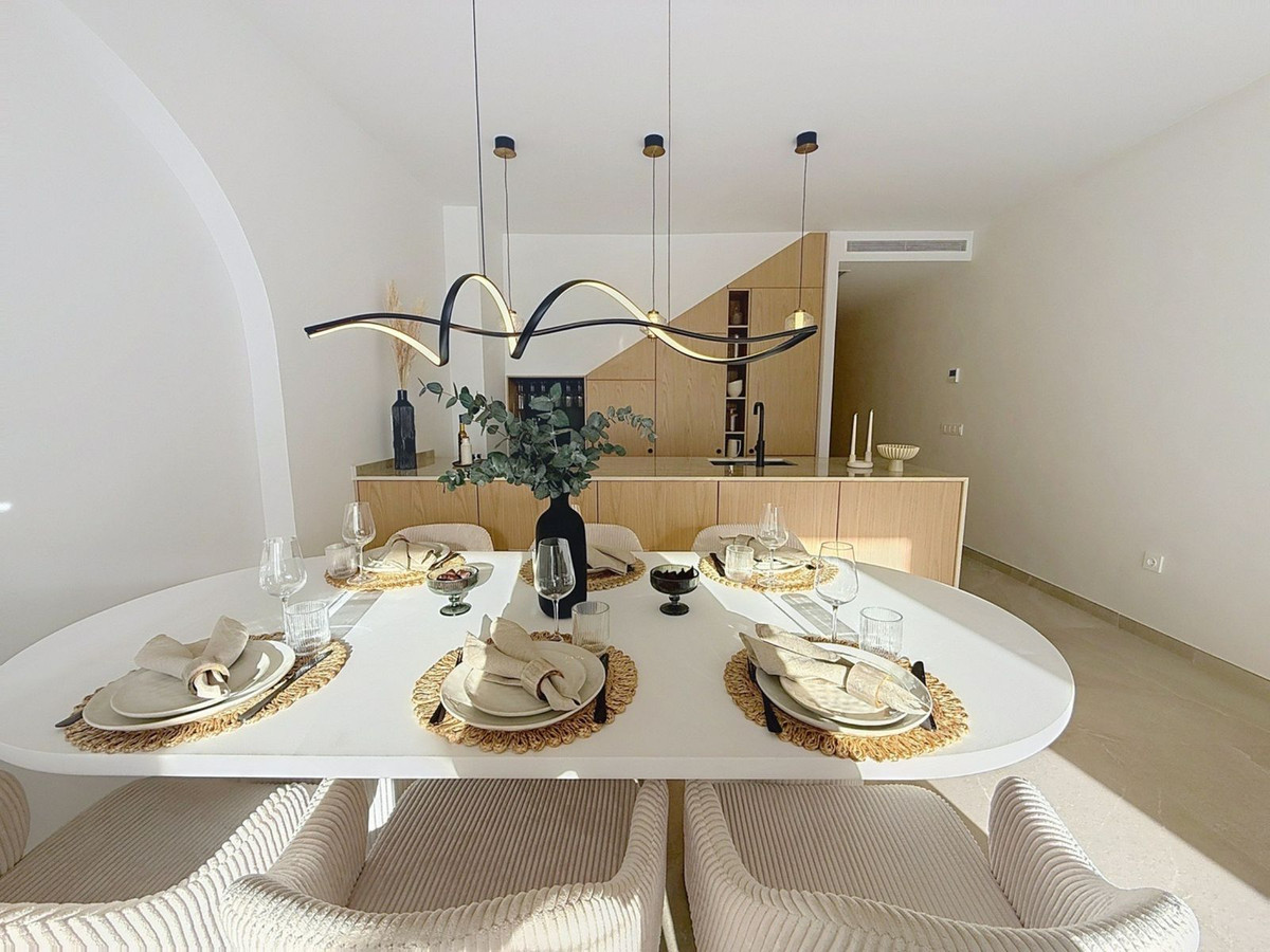 8ee4b024ab5607c8365c2f3ab3d5bf33 - 22