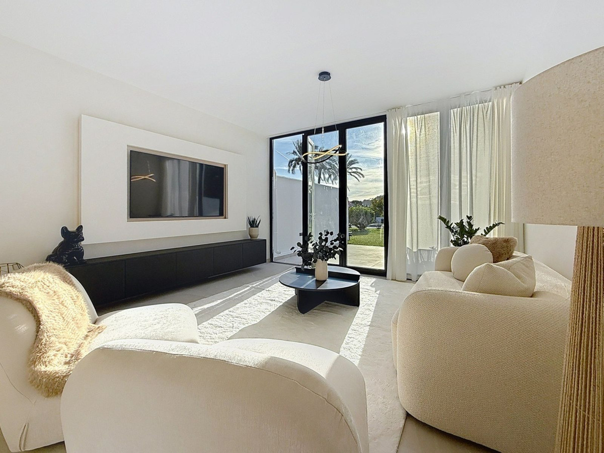 8ee4b024ab5607c8365c2f3ab3d5bf33 - 3