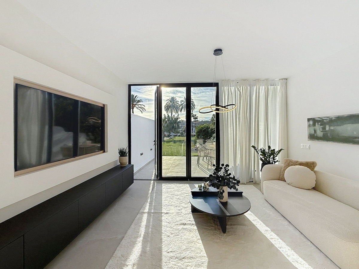 8ee4b024ab5607c8365c2f3ab3d5bf33 - 5