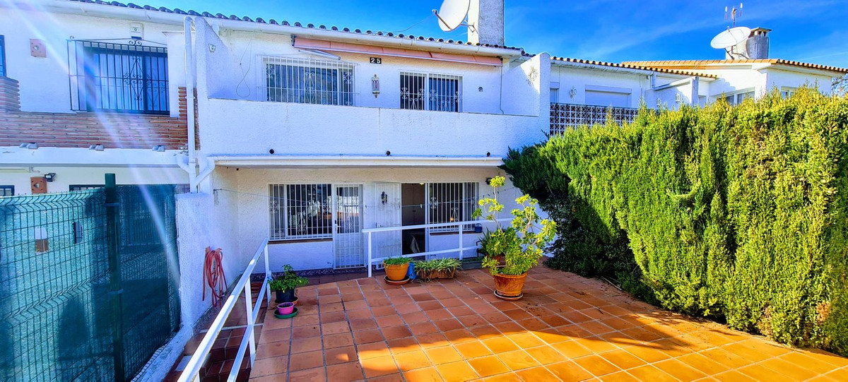 8f1b0fc6344ed20712526413b1472ae3 - 17