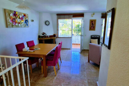 8f1b0fc6344ed20712526413b1472ae3 - 5