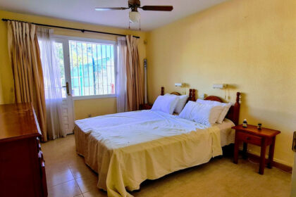 8f1b0fc6344ed20712526413b1472ae3 - 9