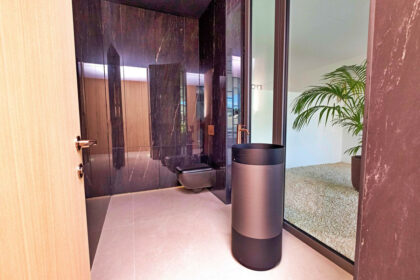 900c51a01b48aa6b863cb4dae052150d - 13