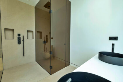 900c51a01b48aa6b863cb4dae052150d - 22