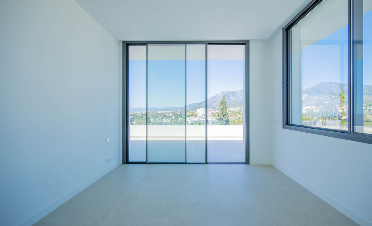 901e44011a9b5c3c1f14b31daf51e27a - 14