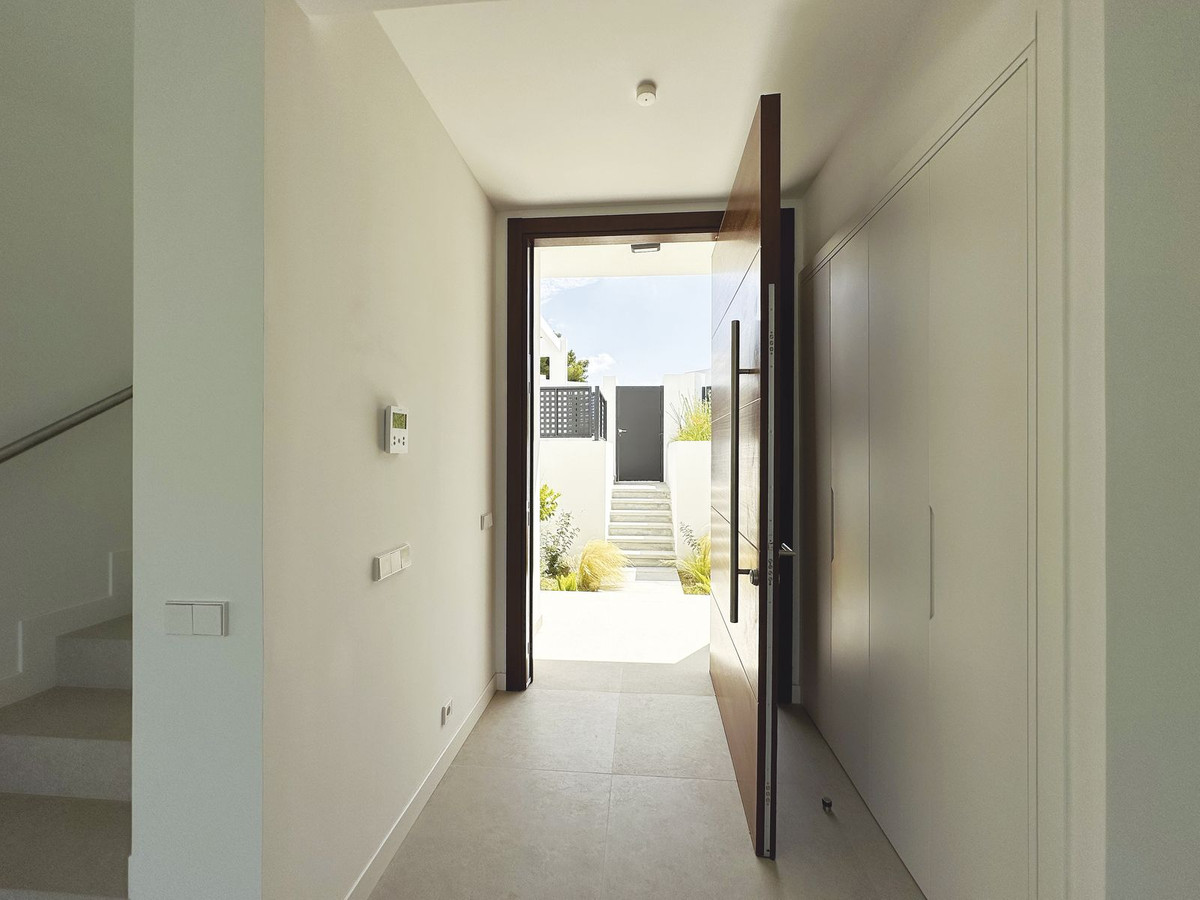 901e44011a9b5c3c1f14b31daf51e27a - 6