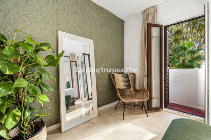 90ab8b2ce71f2674c0cbb6a31cec0ed1 - 10