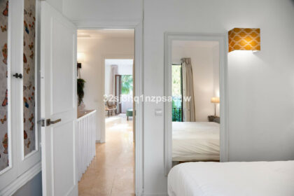 90ab8b2ce71f2674c0cbb6a31cec0ed1 - 14