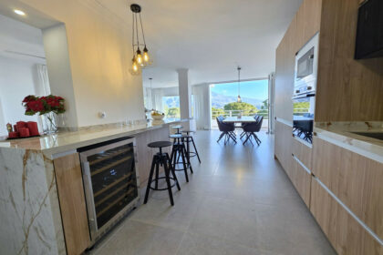 91846fb36d5b50c4e0ba570047f6bbfa - 4