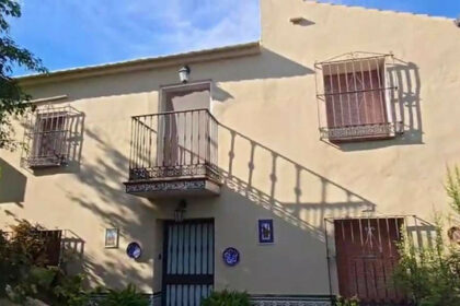 92712ed7aaef6828cb1797f9f1e97a04 - 3