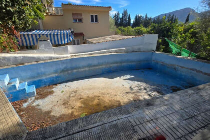 92712ed7aaef6828cb1797f9f1e97a04 - 33