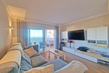 933092f40d44848fccfed9638be589e7 - 11