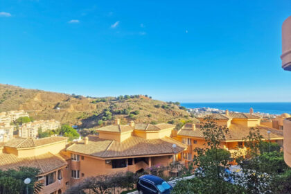 933092f40d44848fccfed9638be589e7 - 17